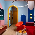 The Wonderland - Win Herastrau - Unique - Parking 公寓 布加勒斯特