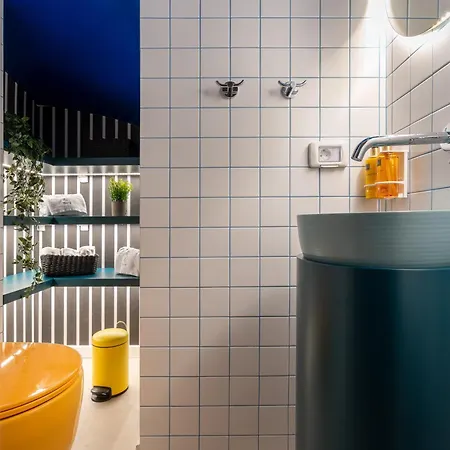 The Wonderland - Win Herastrau - Unique - Parking Apartman *