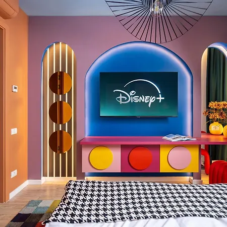 The Wonderland - Win Herastrau - Unique - Parking Apartment *