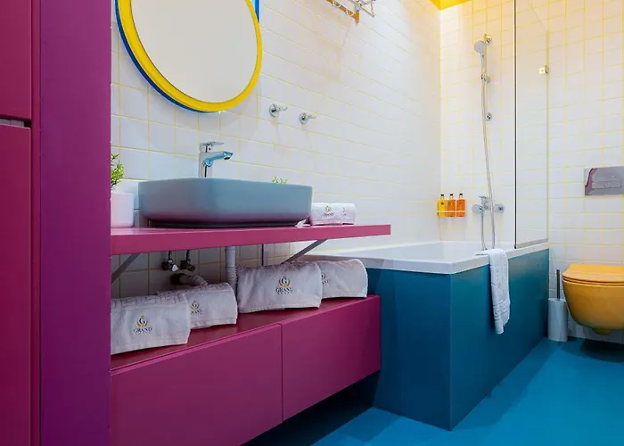 The Wonderland - Win Herastrau - Unique - Parking Апартаменти